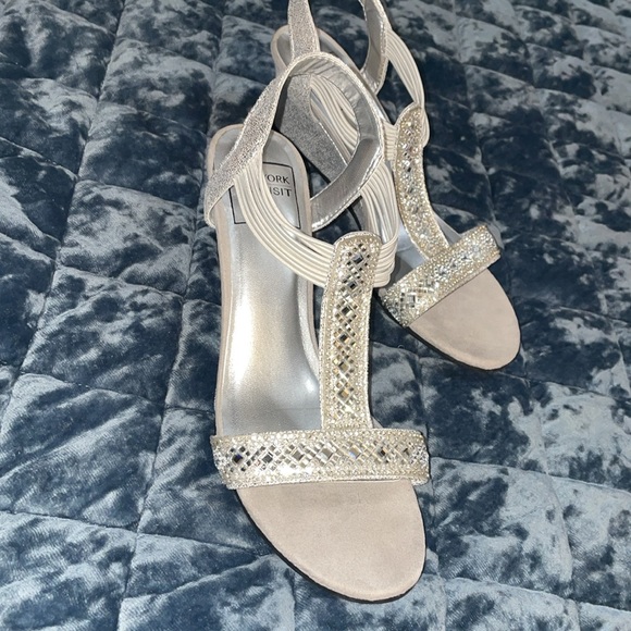 New York Transit wedge slip on dress shoe. Size 7.5 - Picture 9 of 10